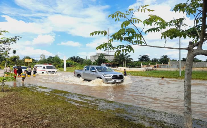 Banjir-Pekanbaru19.jpg