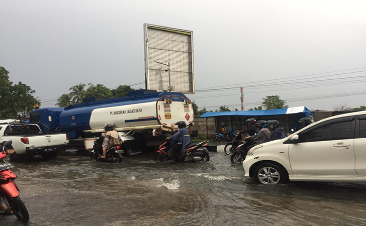 Banjir-Pekanbaru4.jpg