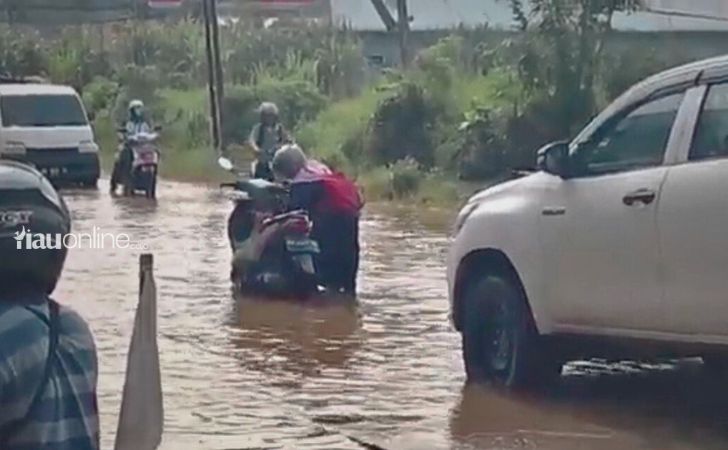 Banjir-di-Darma-bakti2.jpg