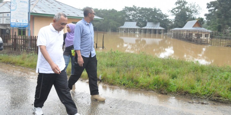 Banjir-di-Kampar-Kiri-Hulu.jpg