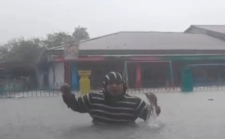 Banjir-di-tangkerang-pekanbaru1.jpg