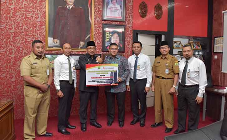 Bantuan-1.000-Paket-Sembako-Bank-Riau-Kepri.jpg