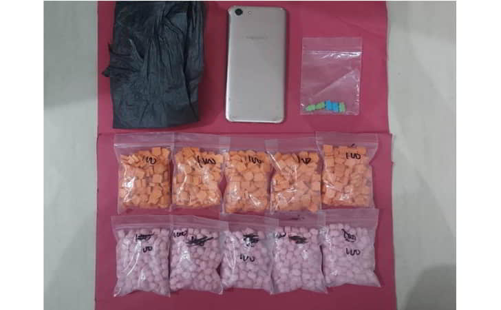 Barang-bukti-ekstasi-yang-diamankan-polisi.jpg