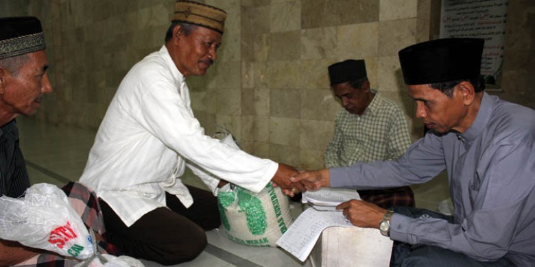 Bayar-Zakat-Fitrah.jpg