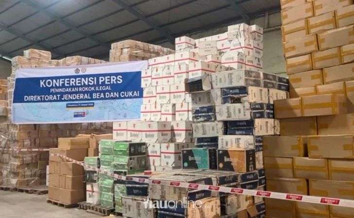 Bea-Cukai-Amankan-160-Juta-Batang-Rokok-Ilegal-di-Pekanbaru.jpg