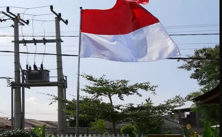 Bendera-dekat-sumber-listrik.jpg