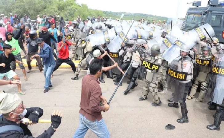 Bentrok-di-pulau-rempang-batam1.jpg