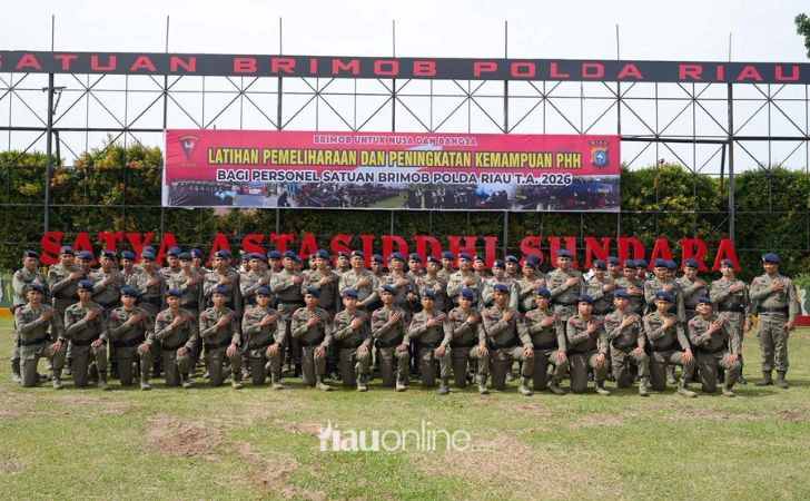 Brimob-Polda-Riau-Asah-Pendekatan-Humanis-Lewat-Latihan-PHH.jpg