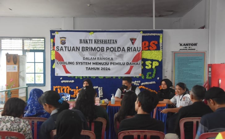 Brimob-Polda-Riau16.jpg