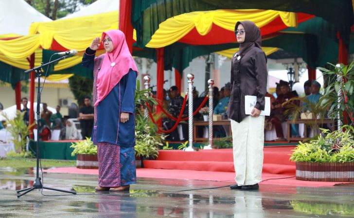 Bupati-Siak-pimpin-Hut-siak.jpg