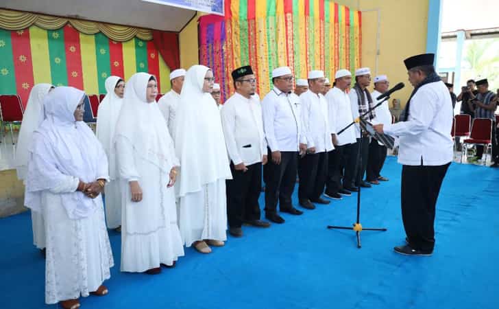 Bupati-siak-lepas-jamaah-haji.jpg