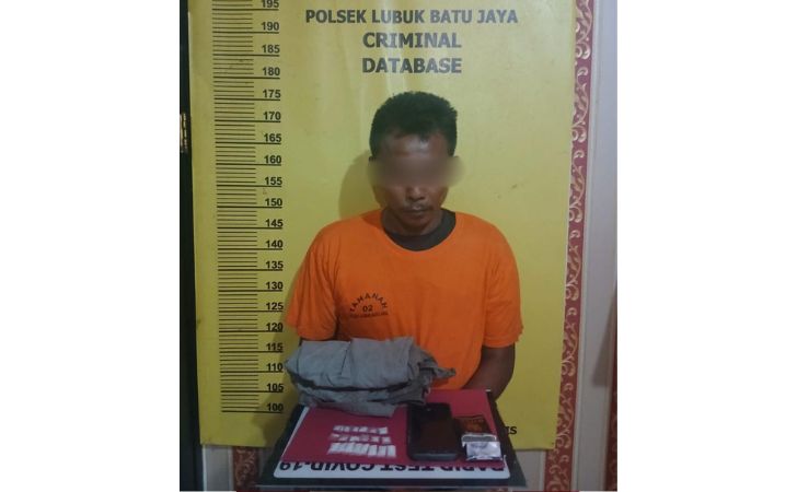 Buruh-simpan-sabu2.jpg