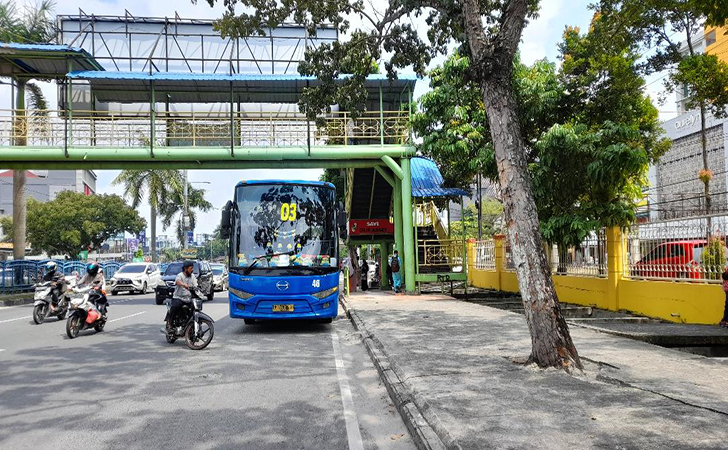 Bus-Transmetro-Pekanbaru5.jpg