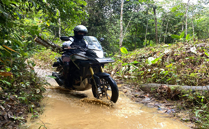 CB150X-2.jpg