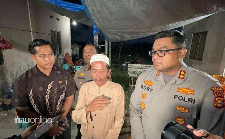 Cerita-Ayah-Korban-Angkat-Tubuh-Anaknya-yang-Sudah-Tak-Bernyawa-di-Bekas-Kolam-Ikan.jpg
