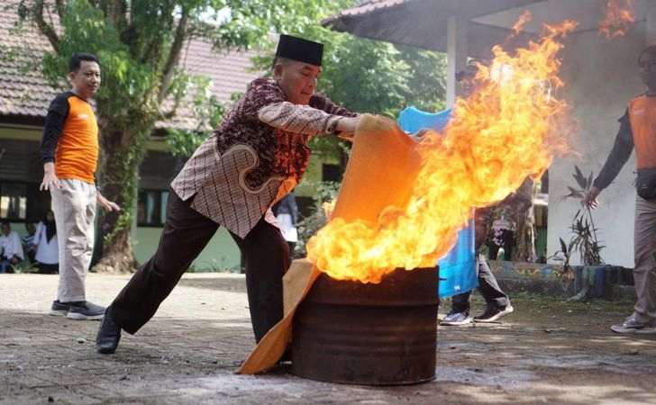 DMC-Dompet-Dhuafa-Riau-Gelar-Pelatihan-SPAB-untuk-Kepala-Sekolah-se-Kuantan-Singingi.jpg