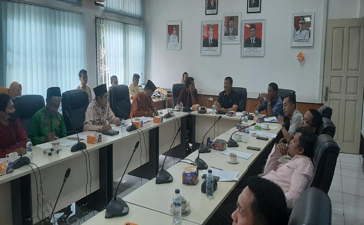 DPRD-Kuansing17.jpg