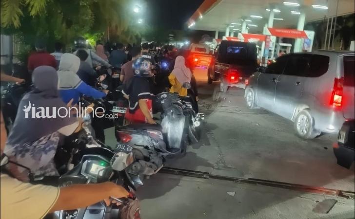 DPRD-Pekanbaru-Minta-Pertamina-Sigap-Atasi-Kelangkaan-BBM-Subsidi.jpg