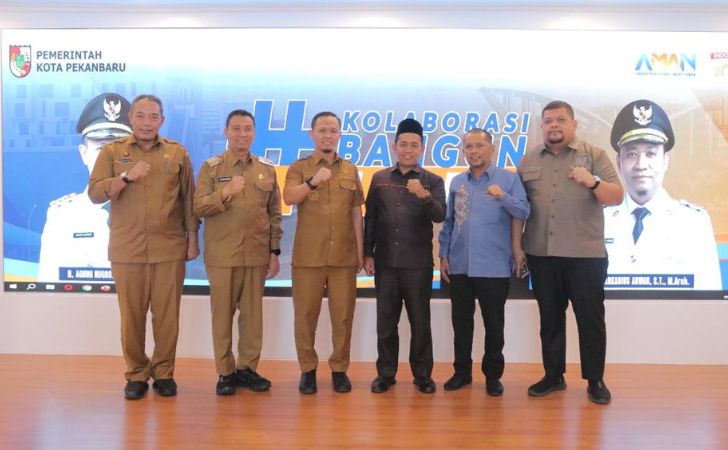 DPRD-Pemko-usai-rapat.jpg