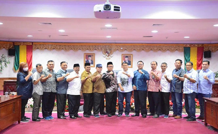 DPRD-Riau-dan-DPRD-Bengkalis6.jpg