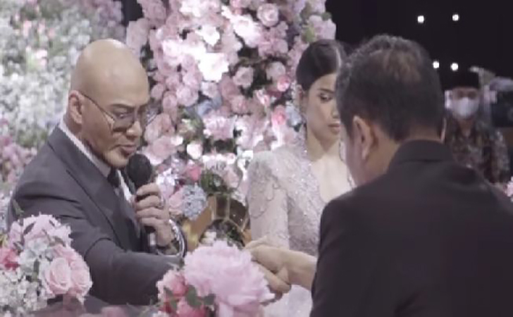 Deddy-Corbuzier-nikahi-Sabrina.jpg