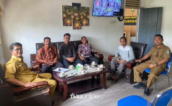 Diduga-Korupsi-Ratusan-Juta-Warga-Laporkan-Penghulu-di-Siak-ke-Inspektorat.jpg