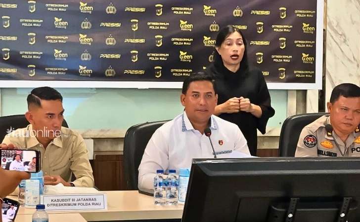 Dir-Krimum-Polda-Riau-Kombes-M-Hasyim-Risahondu.jpg