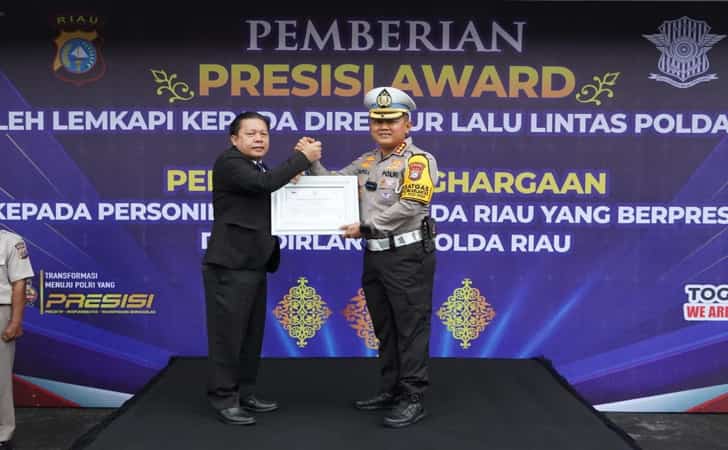 Dirlantas-Polda-Riau-Raih-penghargaan.jpg