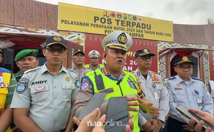 Ditlantas-Polda-Riau-dan-Forum-Lalu-Lintas-Riau-Tinjau-Pos-Pelayanan-Terpadu-XIII-Koto-Kampar.jpg