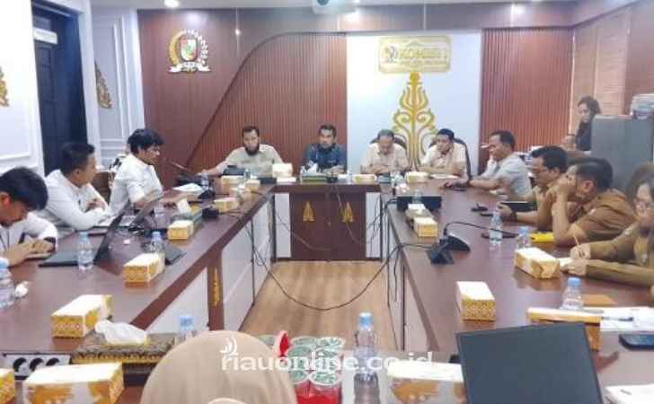 Dituding-Curi-Listrik-Puskesmas-Umban-Sari-Didenda-PLN-Rp60-Juta.jpg