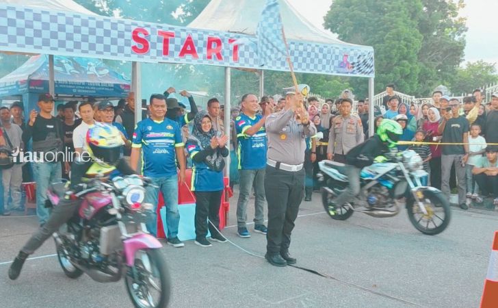 Drag-Bike-di-Siak.jpg