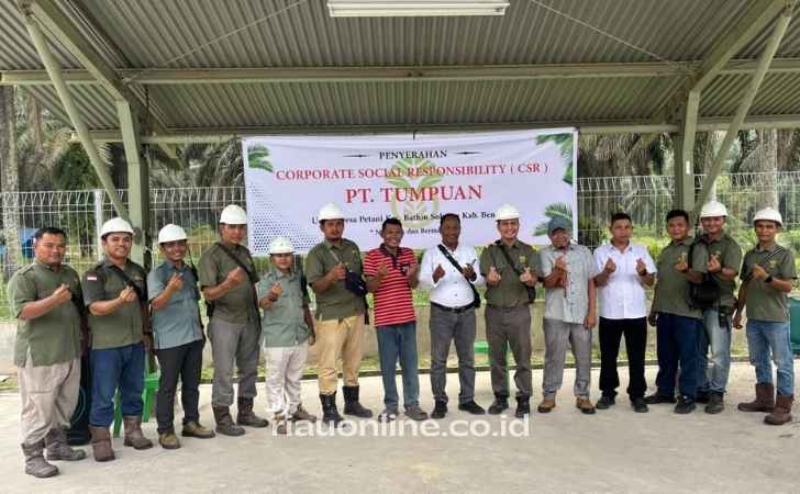 Dua-Kali-Salurkan-CSR-Tahun-Ini-PT-Tumpuan-Bantu-200-KK-di-Bengkalis.jpg