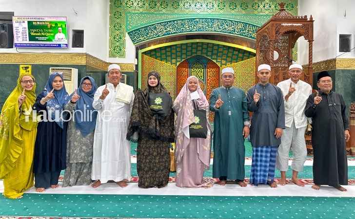 Dua-Perempuan-Asal-Nias-dan-Bale-Simpang-Tiga-Peluk-Islam-di-Masjid-Raya-An-Nur.jpg