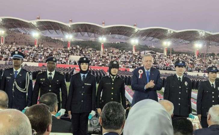 Dua-Polwan-Polda-Riau-Dilantik-Erdogan-Usai-Lulus-Terbaik-di-Turki.jpg
