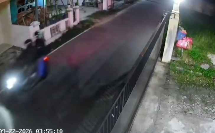 Dua-Pria-Bersenpi-Diduga-Rampas-Ponsel-Pengendara-di-Pekanbaru.jpg