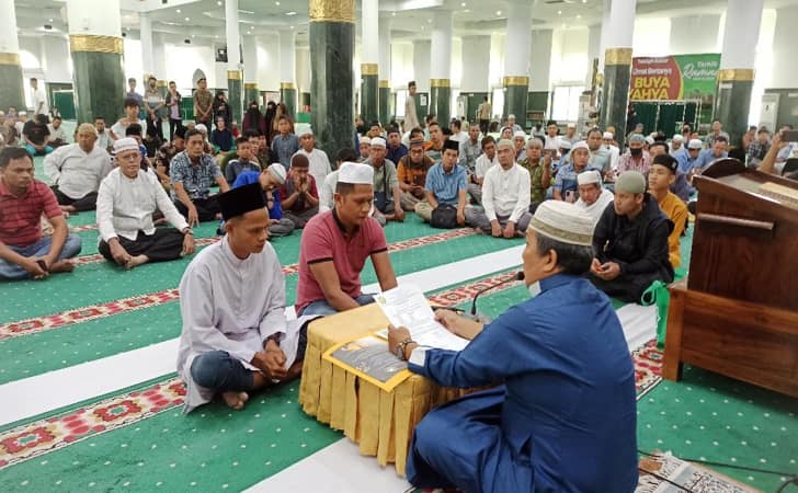 Dua-pemuda-sumut-masuk-islam.jpg