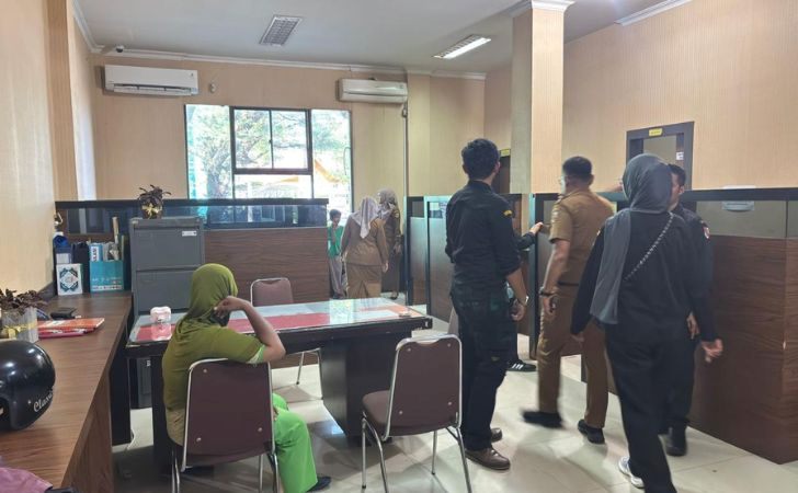 Dugaan-Eksploitasi-Anak-Dinsos-Pekanbaru-Amankan-Ibu-dan-Anak-yang-Viral-di-Medsos.jpg