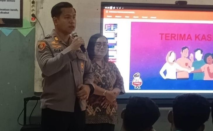 Edukasi-Bahaya-Narkoba-di-SMK-Yapim-Taruna-Kapolsek-Tidak-Ada-Ampun-bagi-Pengedar.jpg
