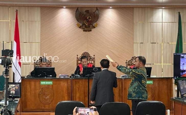 Eks-Pj-Gubri-Kepala-Daerah-Wajar-Punya-Tenaga-Ahli-untuk-Wujudkan-Visi-Misi.jpg