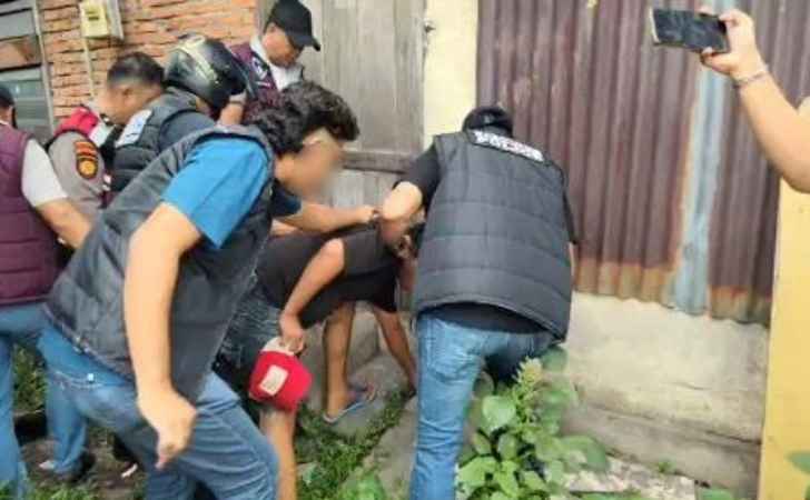 Empat-Pria-Positif-Narkoba-Polisi-Sita-Belasan-Paket-Sabu-di-Pangeran-Hidayat.jpg