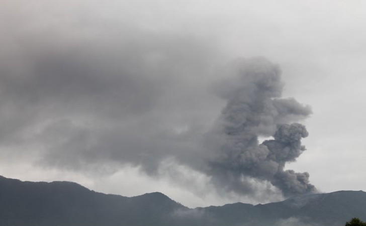 Erupsi-gunung-marapi2.jpg