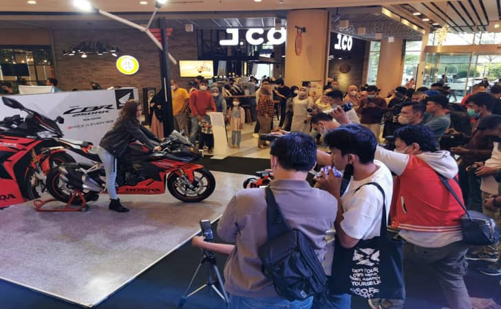 Event-Honda-di-Living-World.jpg