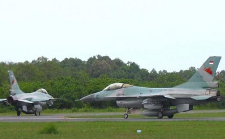 F-16-Tail-Number-TS-1610-dan-TS-1608.jpg
