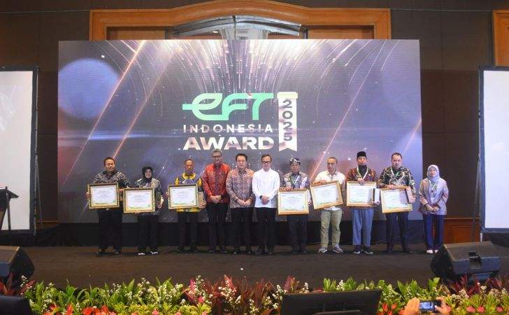 FITRA-Riau-Apresiasi-5-Daerah-Peraih-EFT-Award-Nasional-Tahun-2025-di-Riau.jpg