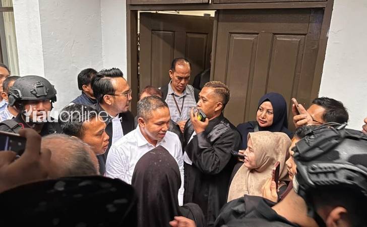 Ferry-Yunandi-Akui-Tidak-Menerima-Perintah-Mengumpulkan-Uang-dari-Abdul-Wahid.jpg