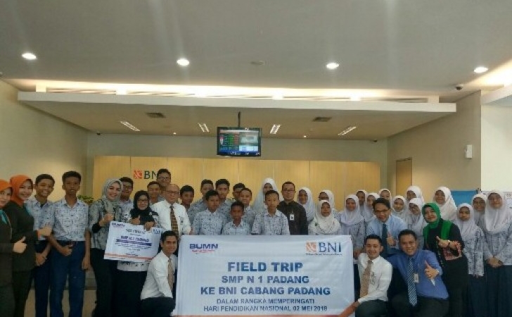 Field-Trip-BNI-Padang.jpg