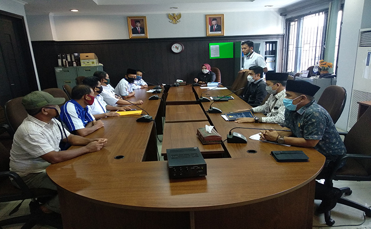 Forum-RT-dan-RW-Sialang-Munggu-Ngadu-ke-DPRD.jpg