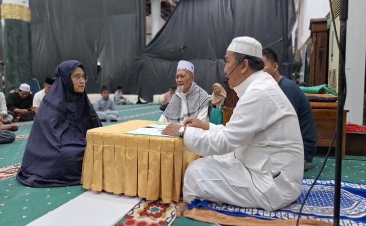 Gadis-masuk-Islam-di-annur.jpg