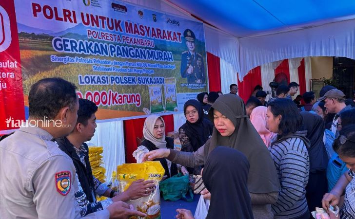 Gerakan-Pangan-Murah-di-Polsek-Sukajadi3.jpg