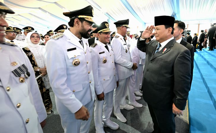 Gubernur-Aceh-dilantik-prabowo.jpg